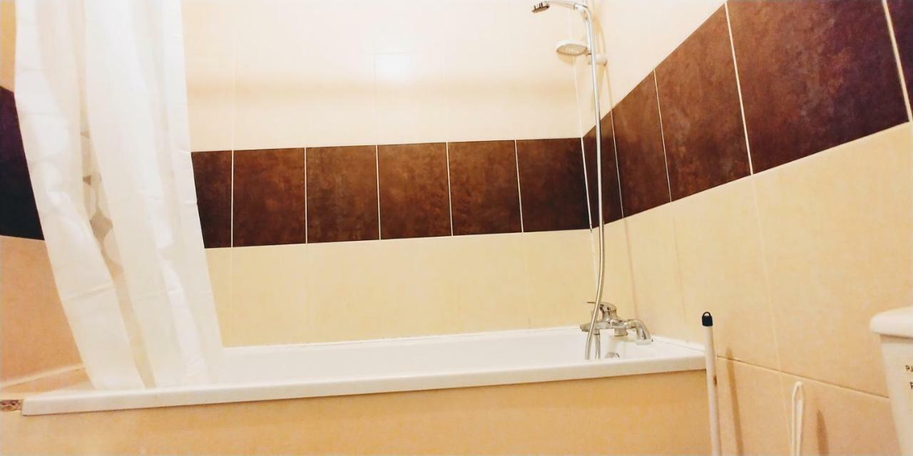 Al Iram Guest House Лондон Екстер'єр фото